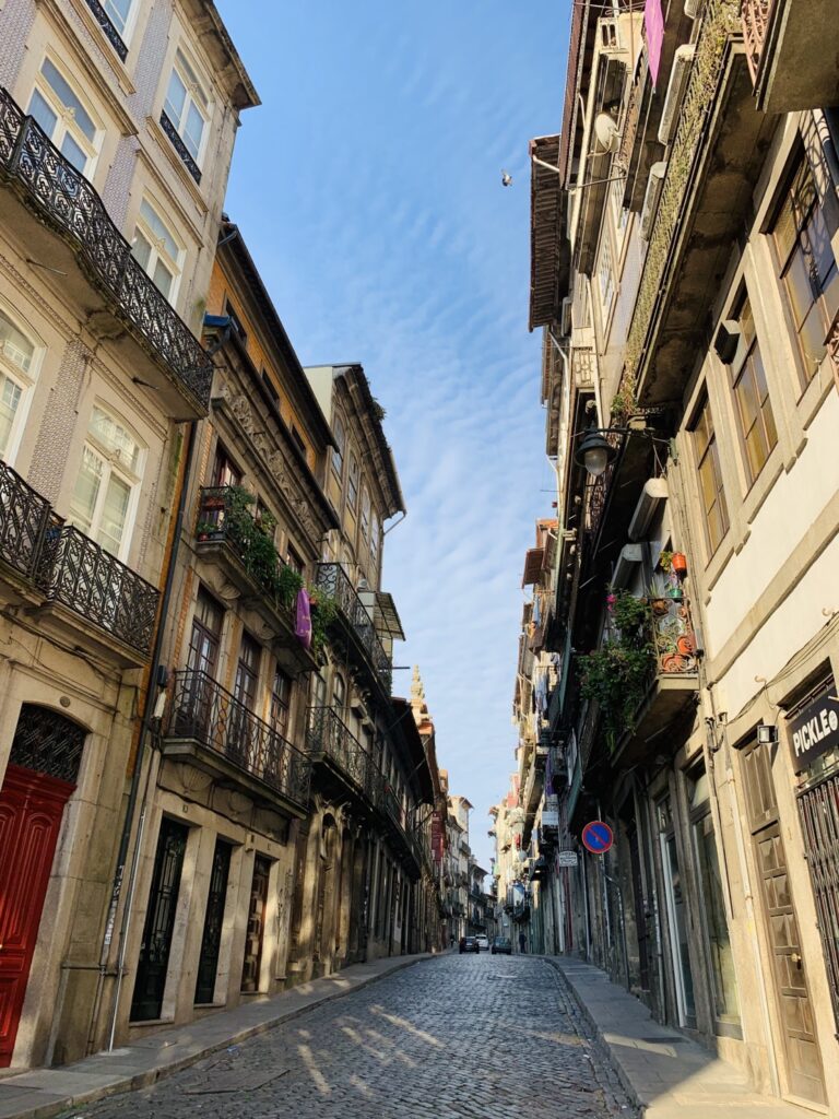 Porto|波多與它的波特酒,酒鬼、廢墟控的天堂 - 飄浮。日常 波多街景