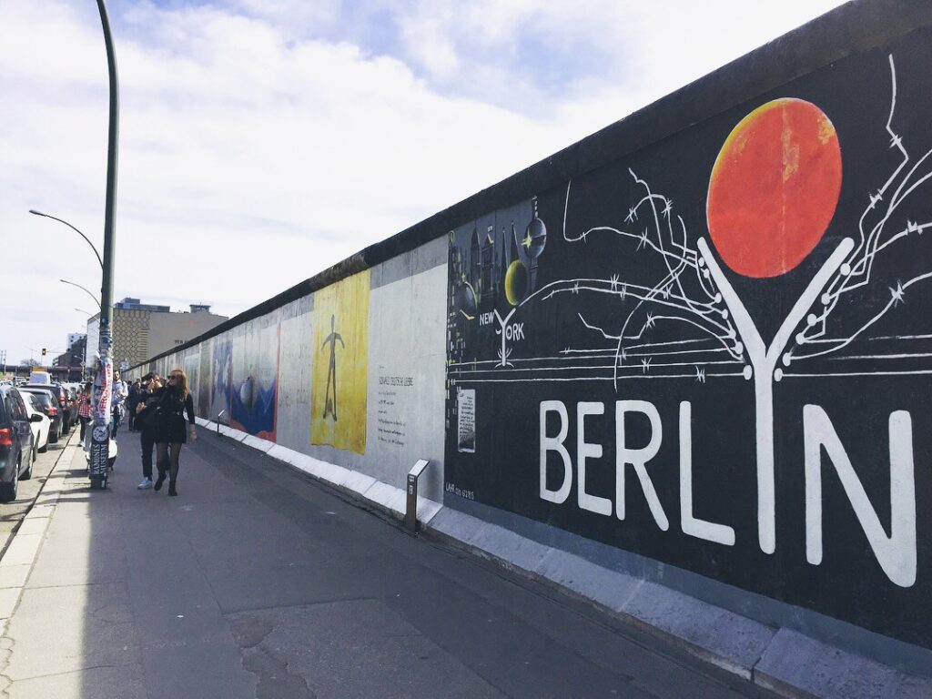 Berlin calling|以你的名字呼喚我,柏林 - 飄浮。日常 East side gallery