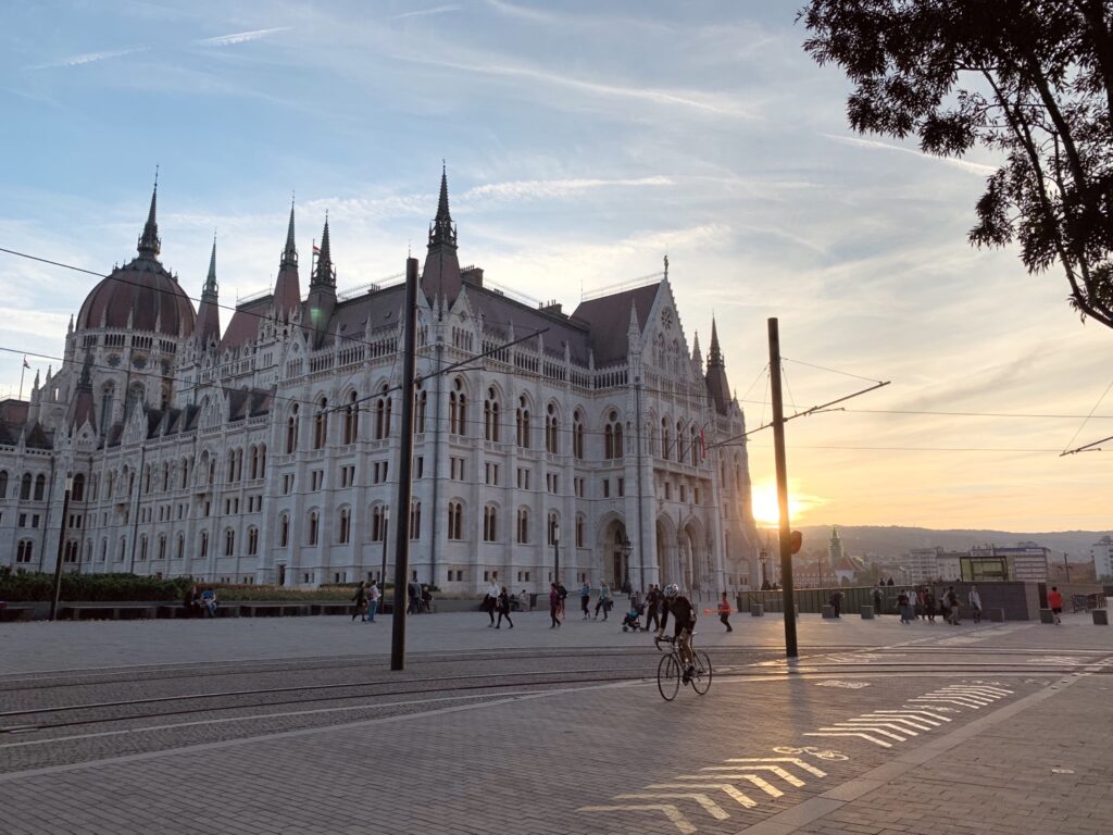 Budapest|布達佩斯許下的願,就這麼成真了 - 飄浮。日常 布達佩斯夕陽