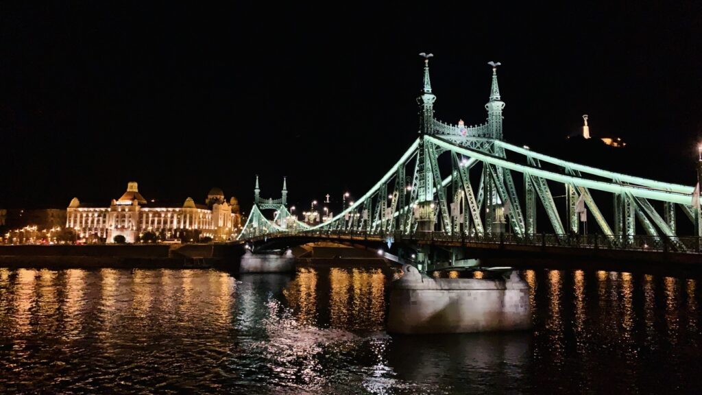 Budapest|布達佩斯許下的願,就這麼成真了 - 飄浮。日常 布達佩斯夜景