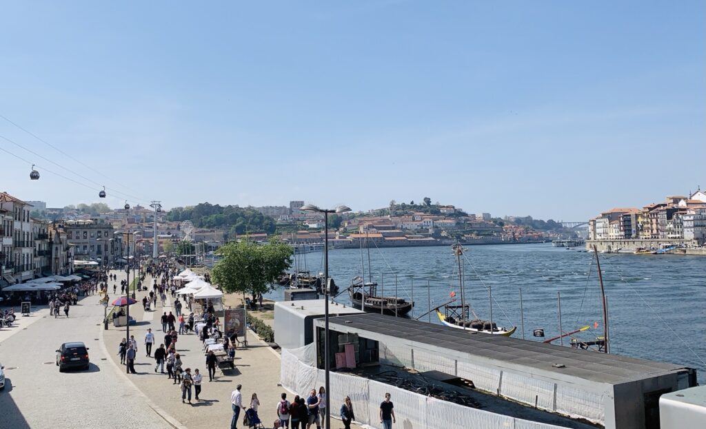 Porto|天氣好的日子,來Barris do Douro喝杯波特酒吧 - 飄浮。日常 斗羅河景