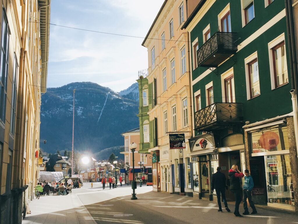 Austria|為了甜點而來,愛上Bad Ischl只在一眼瞬間 - 飄浮。日常 Bad Ischl 街景