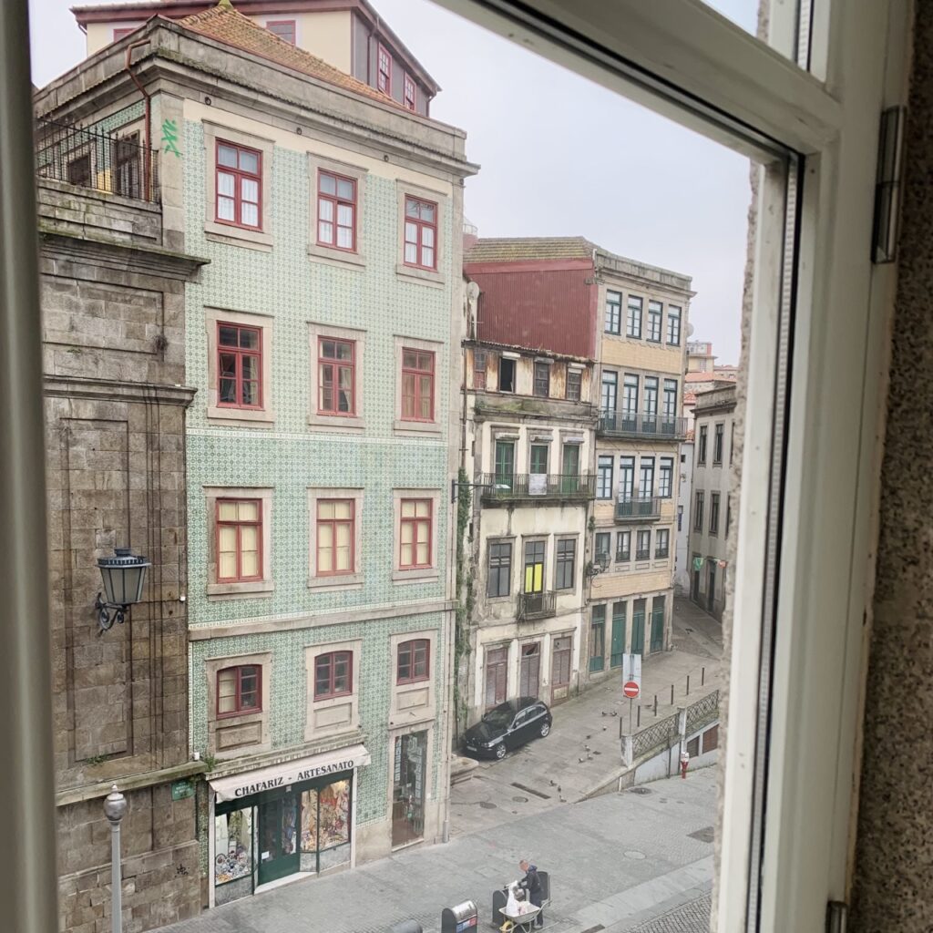 Porto|我的波多不眠夜,在RAIZ的甜點宵夜場 - 飄浮。日常 Best Guest Porto Hostel