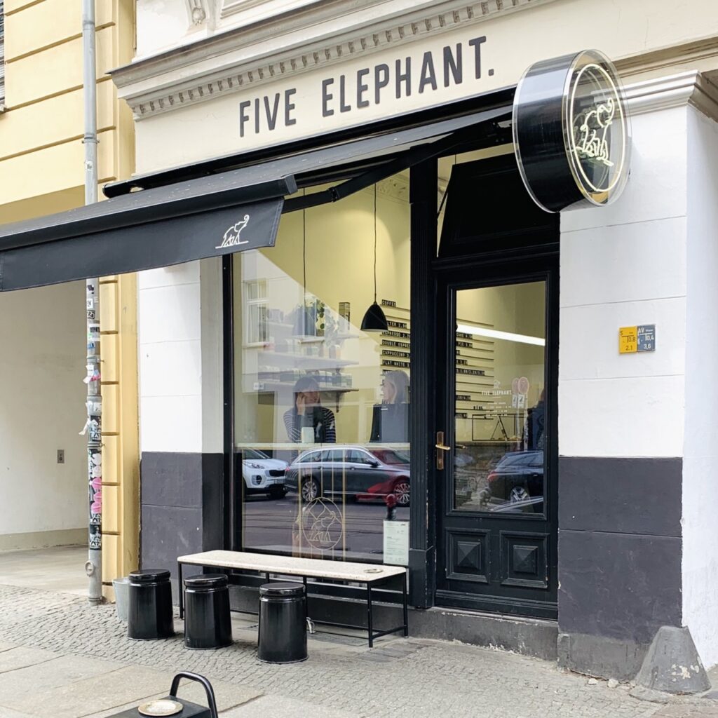 Berlin|Five Elephant Coffee & Cake 遇見柏林熊 - 飄浮。日常 Five Elephant_店外觀