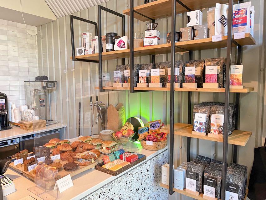 London|Origin Coffee 倫敦咖啡廳,巧遇台灣咖啡師 - 飄浮。日常 Origin Coffee 櫃檯