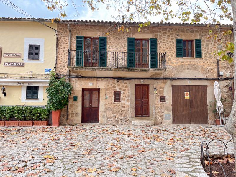 馬略卡島|Valldemossa 法德摩薩小鎮,感受美好山居歲月 - 飄浮。日常 Valldemossa 民居