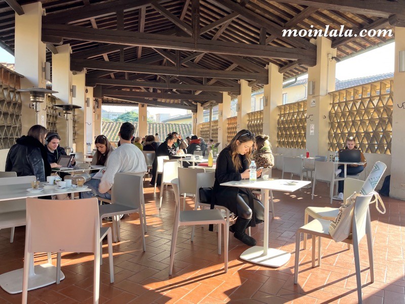 佛羅倫斯|隱身圖書館內的Caffetteria delle Oblate,觀看聖母百花大教堂 - 飄浮。日常 Oblate Cafeteria 戶外座位